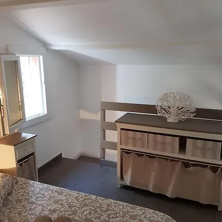 Ferienhaus Mini A 5min A Pieds De La Santa Giulia Porto-Vecchio (Corsica)