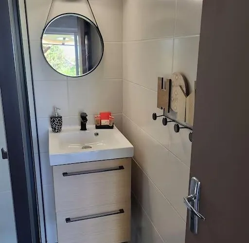 Ferienhaus Mini A 5min A Pieds De La Santa Giulia *
